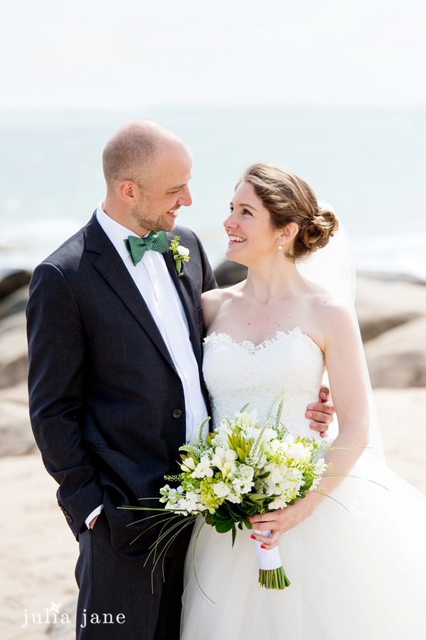 Romantic Wedding Photography by Connecticut Wedding Photographer Julia Jane Studios